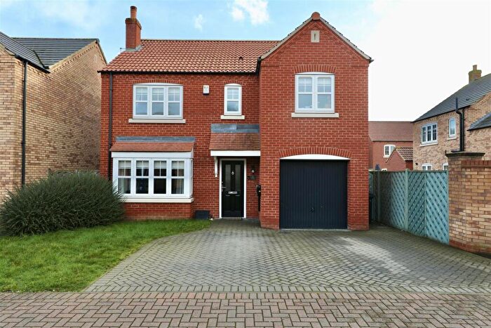 4 Bedroom Detached House For Sale In Farrier Close, Kingswood, Hull, HU7
