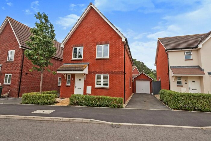 4 Bedroom Detached House For Sale In Partletts Way, Powick, Worcester, WR2