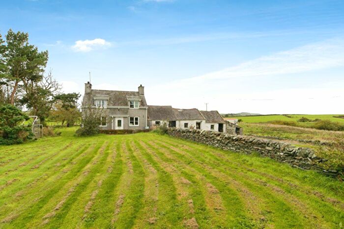 3 Bedroom Detached House For Sale In Bryniau Duon, Llanfechell, Amlwch, LL68