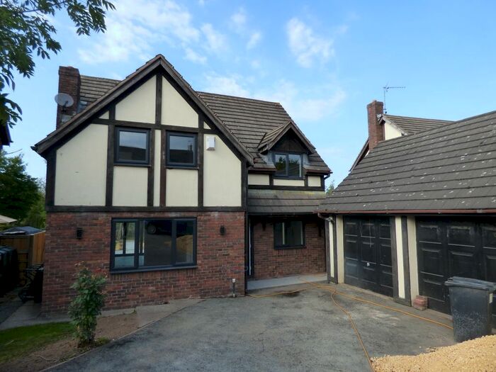 4 Bedroom Detached House To Rent In Malt Fallows, Powys, SY5