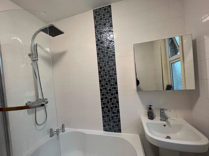 3 Bedroom Terraced House To Rent In Mcleod Road, London, SE2