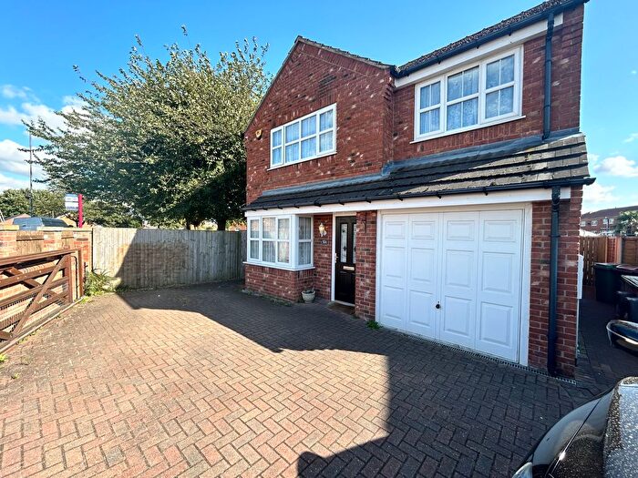 4 Bedroom Detached House To Rent In Eastbourne View, Outwood, Pontefract, WF8