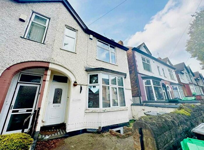 6 Bedroom Terraced House To Rent In Harrington Drive, NG7