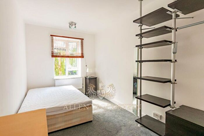 4 Bedroom Flat To Rent In Crowndale Court, NW1