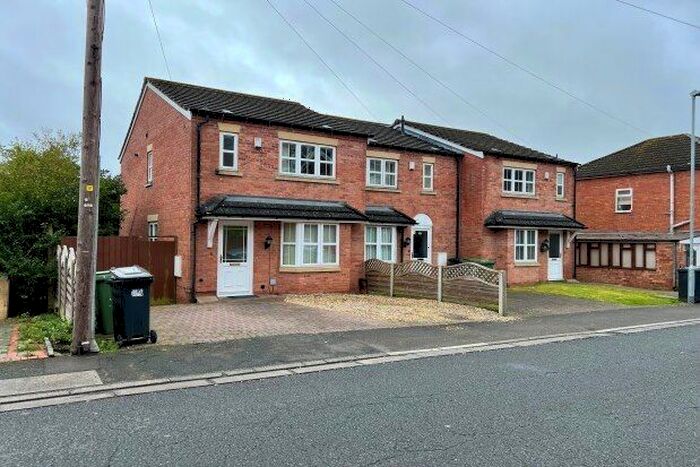 3 Bedroom Property To Rent In Hollymount, Worcester, WR4