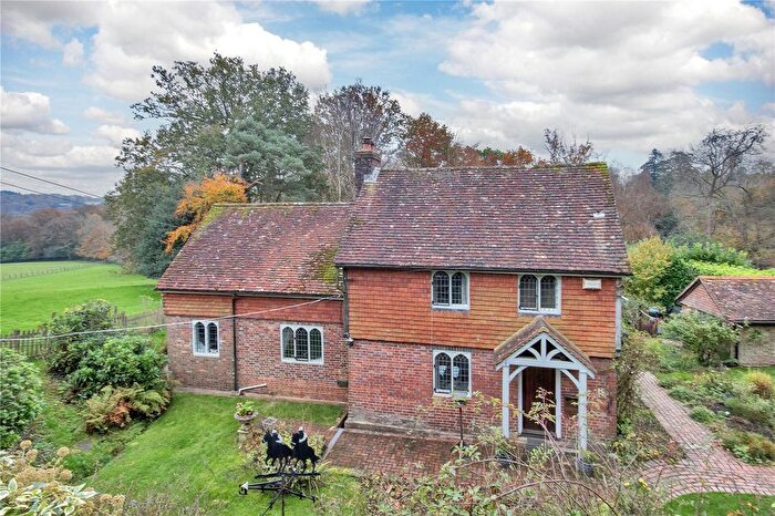 4 Bedroom Detached House For Sale In Oakenden Lane, Chiddingstone Hoath, Edenbridge, Kent, TN8