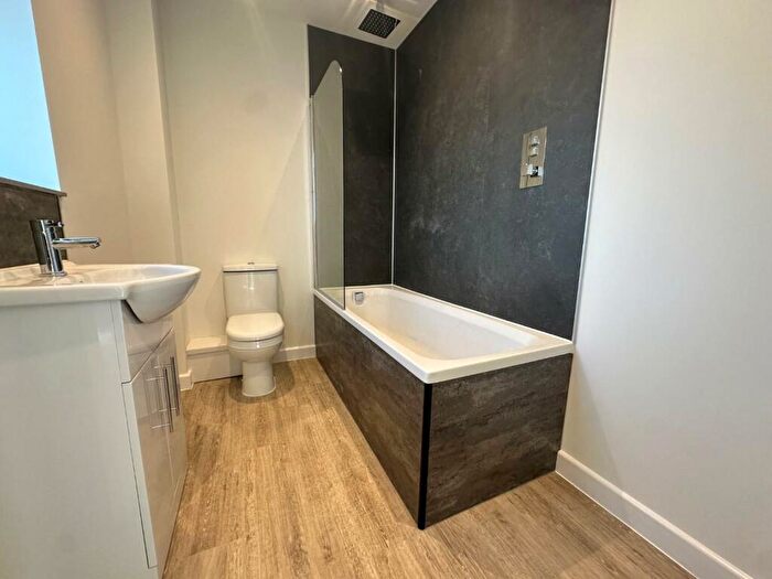 2 Bedroom Semi-Detached House For Sale In Brookland Road, Northampton, NN1