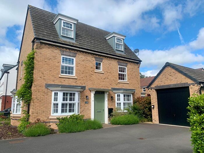 4 Bedroom House To Rent In Avondale Circle, ST18