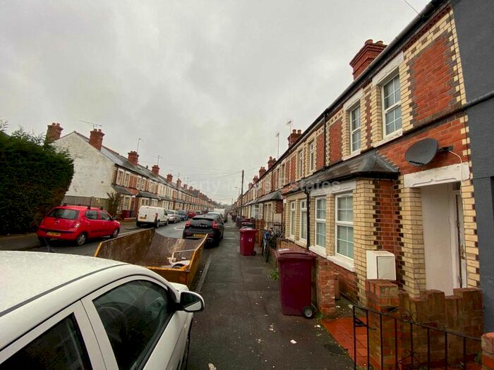 4 Bedroom Terraced House To Rent In Pitcroft Avenue, Reading RG6