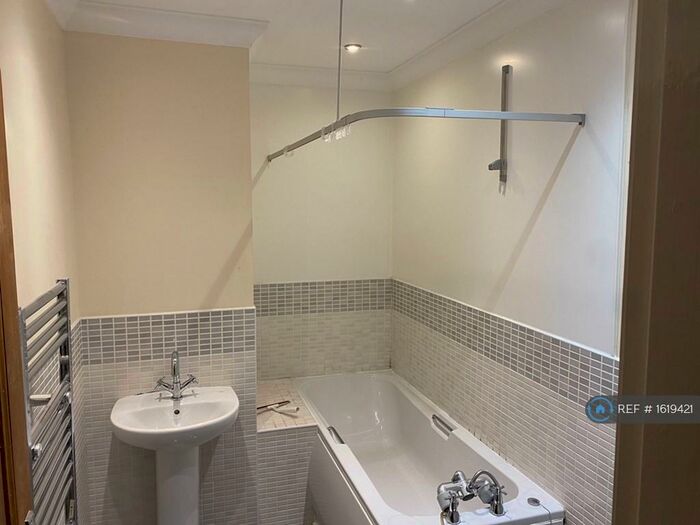 3 Bedroom Flat To Rent In Croxteth Grove, Liverpool, L8