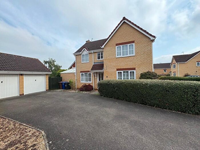 4 Bedroom Detached House To Rent In Winsford Road, Bury St Edmunds, IP32