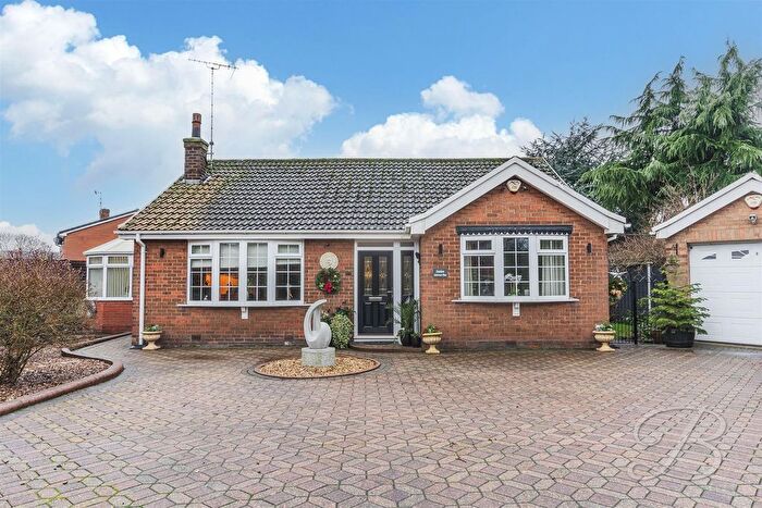 2 Bedroom Detached Bungalow For Sale In Laburnum Close, Creswell, Worksop, S80