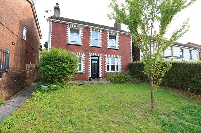 3 Bedroom Detached House For Sale In Llan Road, Cwmfelin, Maesteg, Bridgend, CF34