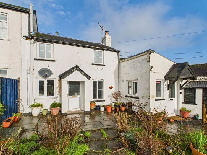 1 Bedroom Semi-Detached House For Sale In The Bryn, Abergavenny, NP7