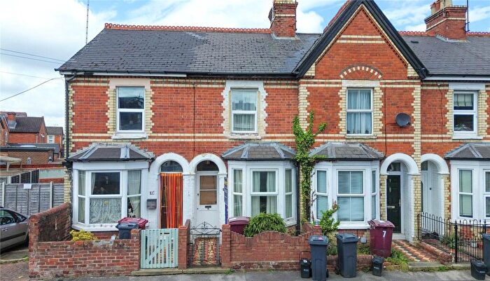 2 Bedroom Terraced House For Sale In Norton Road, Reading, Berkshire, RG1