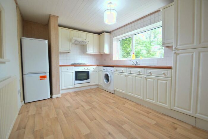 2 Bedroom Apartment To Rent In Rixman Close, Maidenhead, Berkshire, SL6