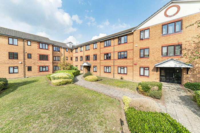 1 Bedroom Flat For Sale In Pullman Place, Eltham, SE9