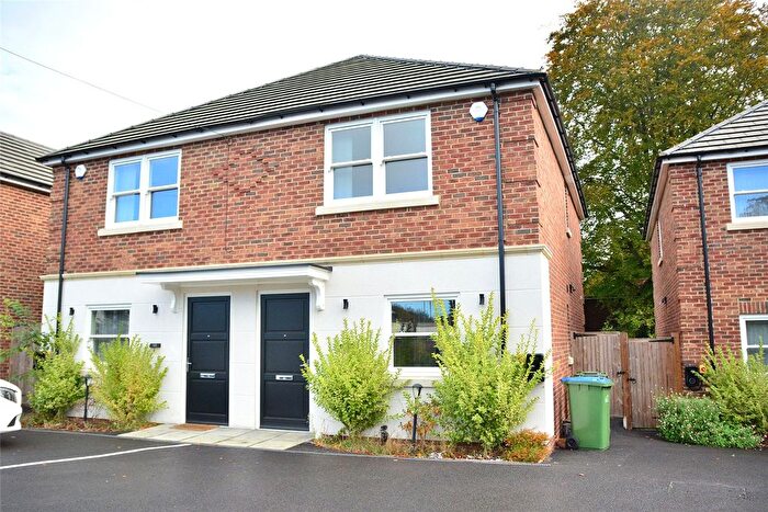 2 Bedroom Semi-Detached House To Rent In Riefield Road, London, SE9