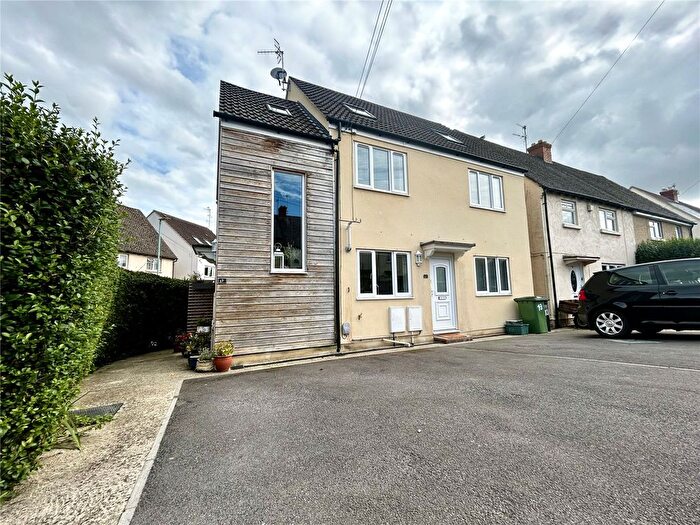 2 Bedroom Maisonette To Rent In Devereaux Crescent, Ebley, Stroud, Gloucestershire, GL5