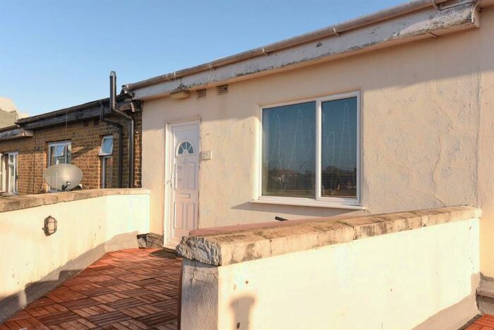 2 Bedroom Flat To Rent In Central Parade, Station Road, Harrow, HA1