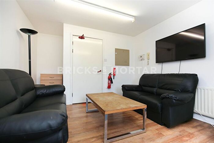 6 Bedroom Flat To Rent In Clayton Street West, Newcastle Upon Tyne, NE1