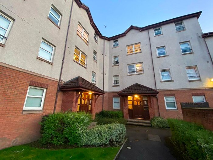 2 Bedroom Flat To Rent In Lochranza Court, Carfin, Motherwell, North Lanarkshire, ML1