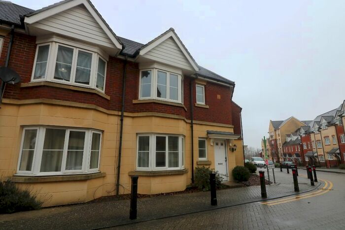 4 Bedroom Terraced House To Rent In Barley Mow View, Repton Park, Ashford, TN23