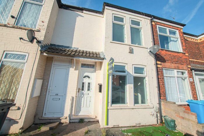 2 Bedroom Terraced House To Rent In Hampshire Street, Hull, HU4