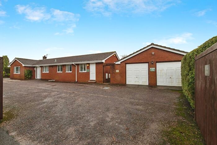 4 Bedroom Bungalow For Sale In Blackhorse, Exeter, Devon, EX5