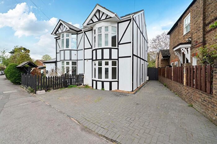 4 Bedroom Semi Detached House For Sale In Alma Road, Windsor, SL4