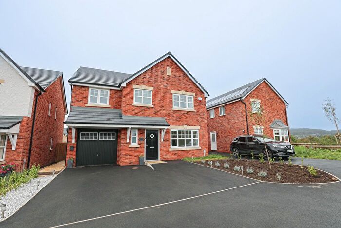 4 Bedroom Detached House For Sale In Walkden Way, Carnforth, LA5