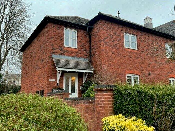 2 Bedroom Flat To Rent In Oak House, Lucas Court, Leamington Spa, CV32