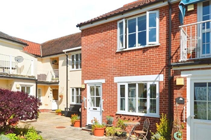 1 Bedroom Apartment For Sale In South Street, Manningtree, Essex, CO11