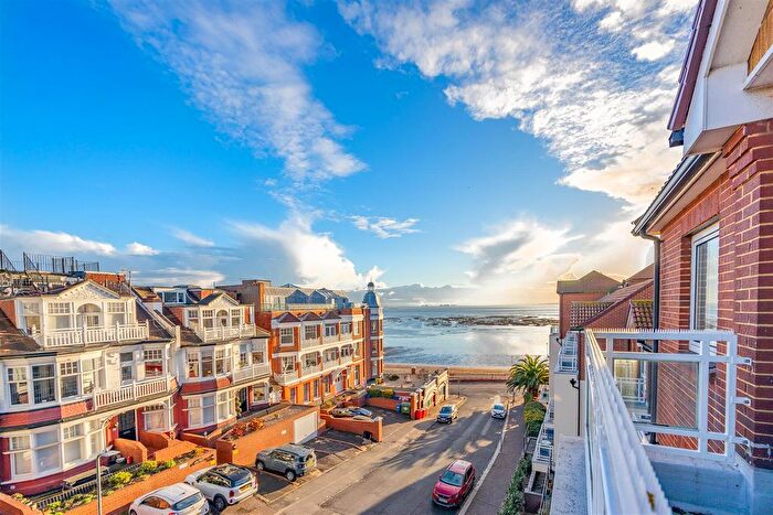 1 Bedroom Flat For Sale In Holland Road, Westcliff On Sea, SS0