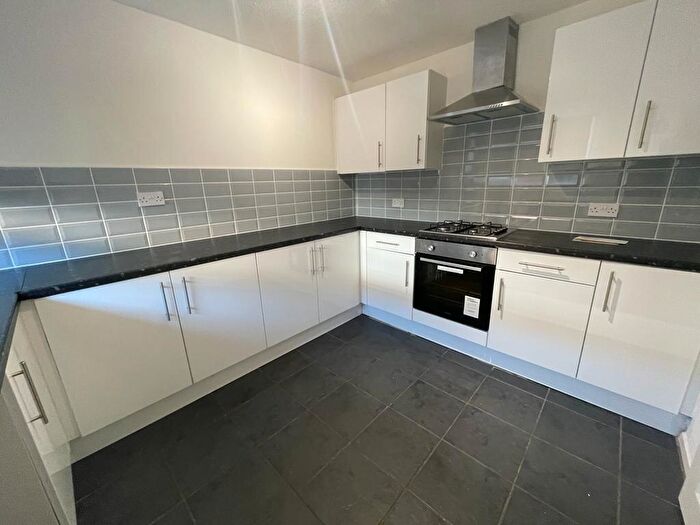 3 Bedroom House To Rent In Lincoln Place, Macclesfield, Cheshire, SK10