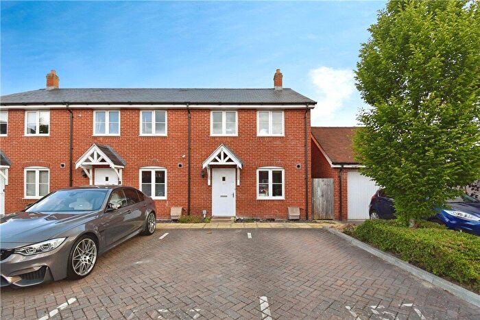 2 Bedroom End Of Terrace House For Sale In Cutforth Way, Romsey, Hampshire, SO51
