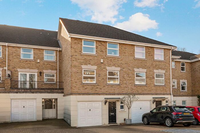 3 Bedroom Terraced House For Sale In Penners Gardens, Surbiton, KT6