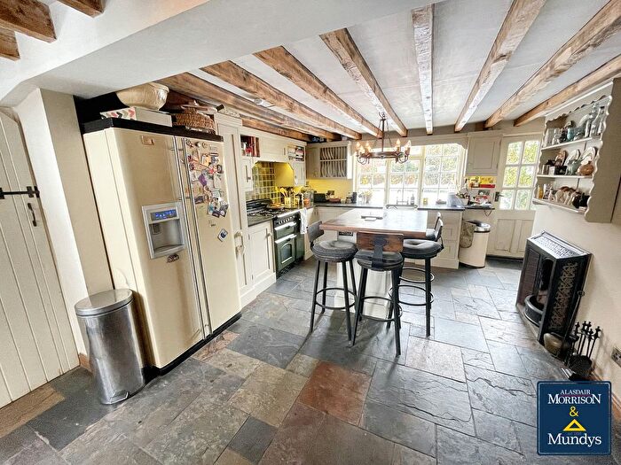 4 Bedroom Detached House For Sale In Manor Lane, Shelford, Nottingham, NG12