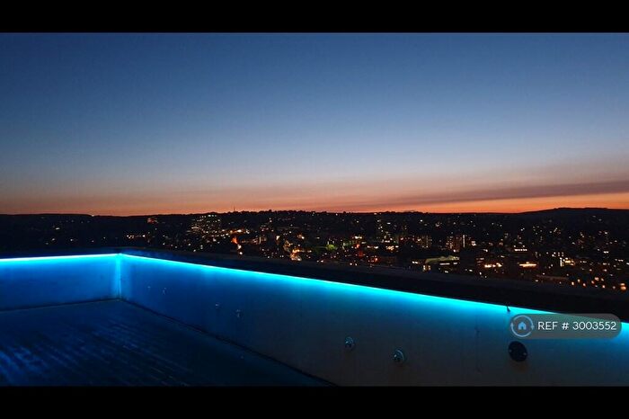 2 Bedroom Penthouse To Rent In St Pauls Square, Sheffield, S1