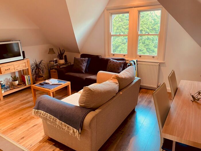 2 Bedroom Flat To Rent In Endymion Road, London, N4