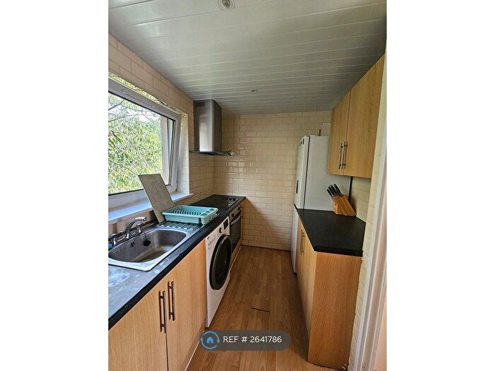 1 Bedroom Flat To Rent In Glasgow, Glasgow, G4
