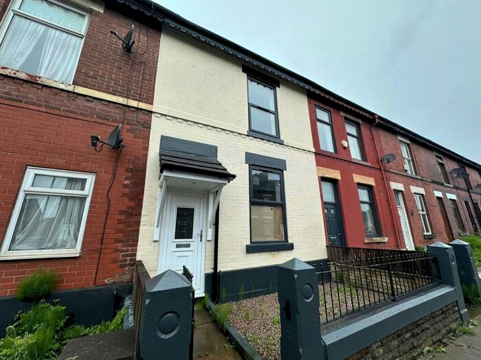 3 Bedroom Terraced House To Rent In Ainsworth Road, Radcliffe, Manchester, M26