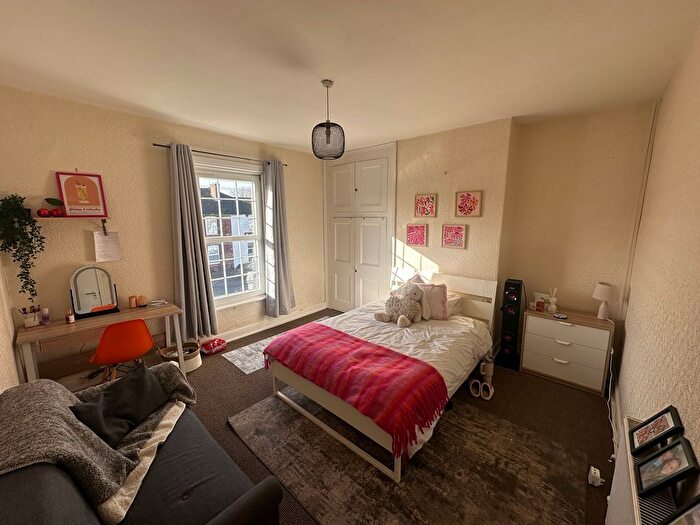 5 Bedroom Terraced House To Rent In Carholme Road, Lincoln, LN1