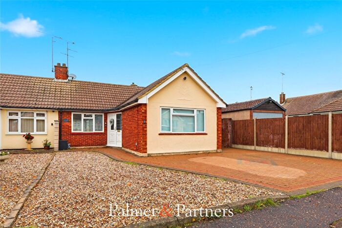 2 Bedroom Bungalow For Sale In Weymouth Road, Springfield, Chelmsford, Essex, CM1
