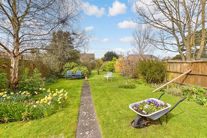 3 Bedroom Semi-detached House For Sale In Robin Hood Lane, Lydd, Romney Marsh, Kent, TN29