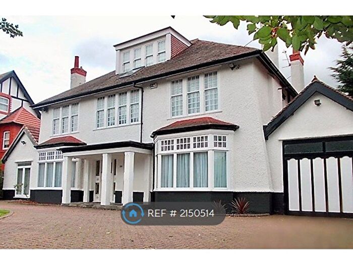 6 Bedroom Detached House To Rent In Birkenhead Road, Wirral, CH47
