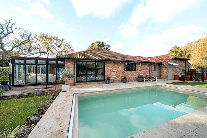 4 Bedroom Bungalow For Sale In Barton Common Lane, Barton On Sea, Hampshire, BH25