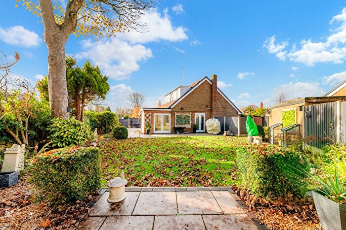 2 Bedroom Detached Bungalow For Sale In Woodland Avenue, Widnes, WA8