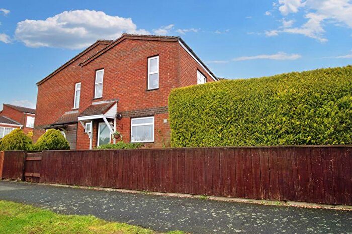 3 Bedroom Terraced House For Sale In Booker, HP12