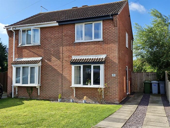 2 Bedroom Semi-Detached House To Rent In Willow Road, Balderton, Newark, NG24